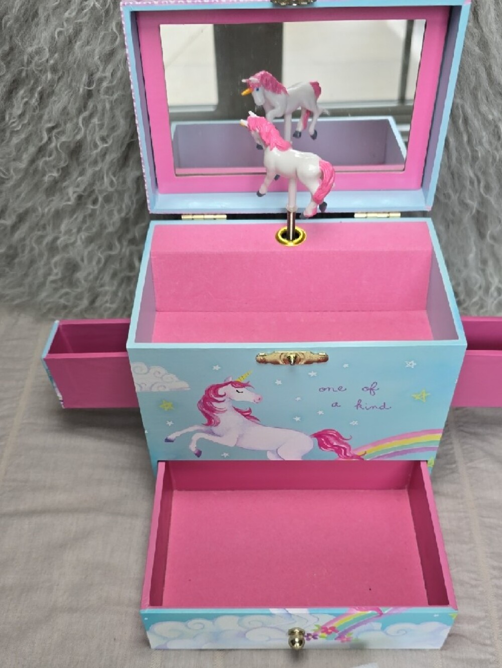 'One of a Kind' Unicorn Jewelry Box - Pastel Blue & Pink - Picture 2 of 15